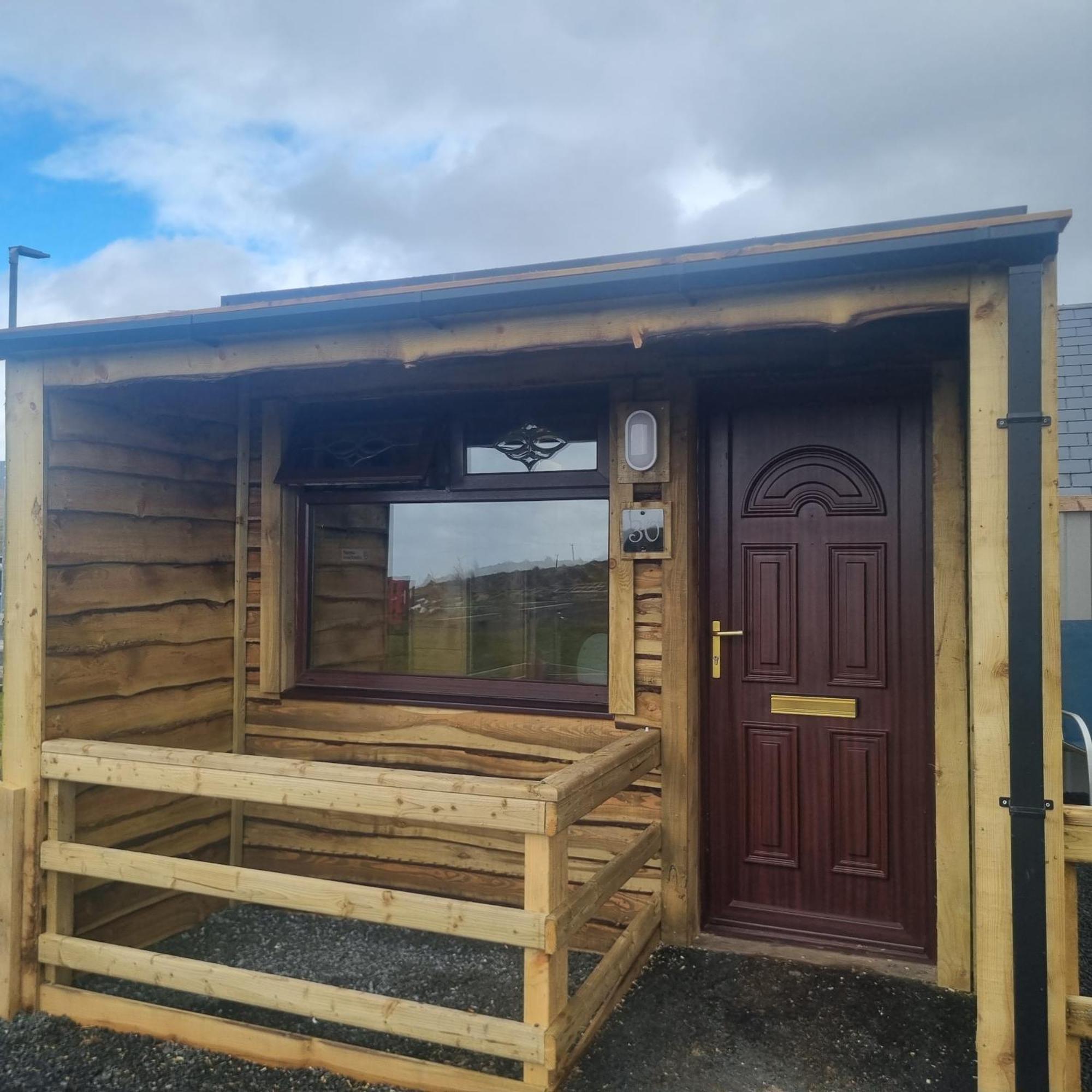 Standing Stones Lodge Belfast Exterior foto